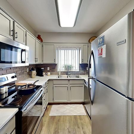 Kickin Back Whispering Pines 343 Apartment Pigeon Forge Bagian luar foto